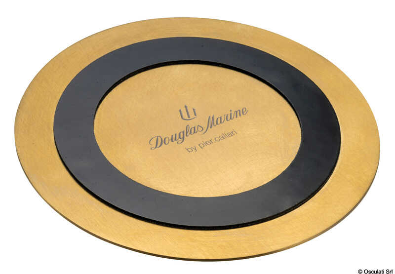 Unterseite des SeaSip Weinglashalters mit rutschfester Basis und stabiler Konstruktion Gold