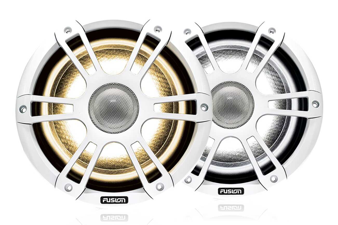 FUSION Signature Series Sports Marine Speakers FUSION Signature Series Sports Marine Speakers