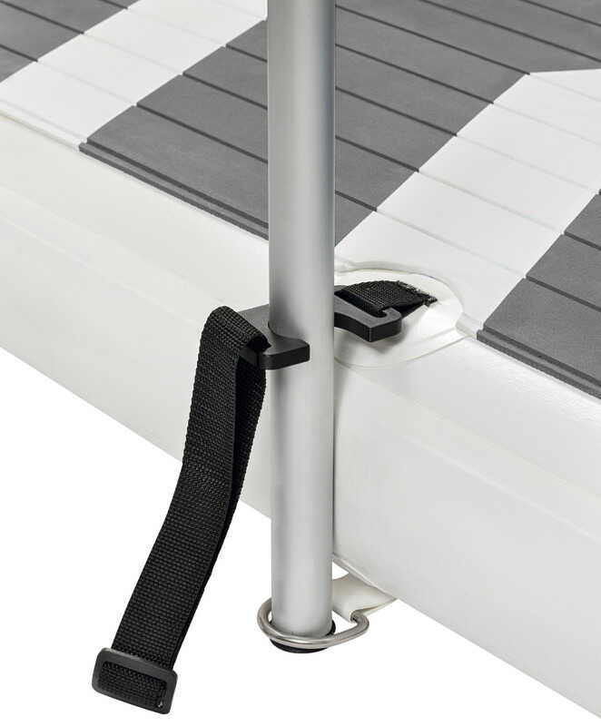 Nylon-Slider auf der Unterseite der aufblasbaren Gangway Airwalk 240 cm zum Schutz vor Abrieb