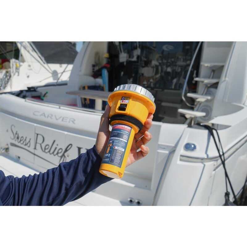 Ocean Signal rescueME EDF2 Elektronische Seenotrakete – LED Handfackel