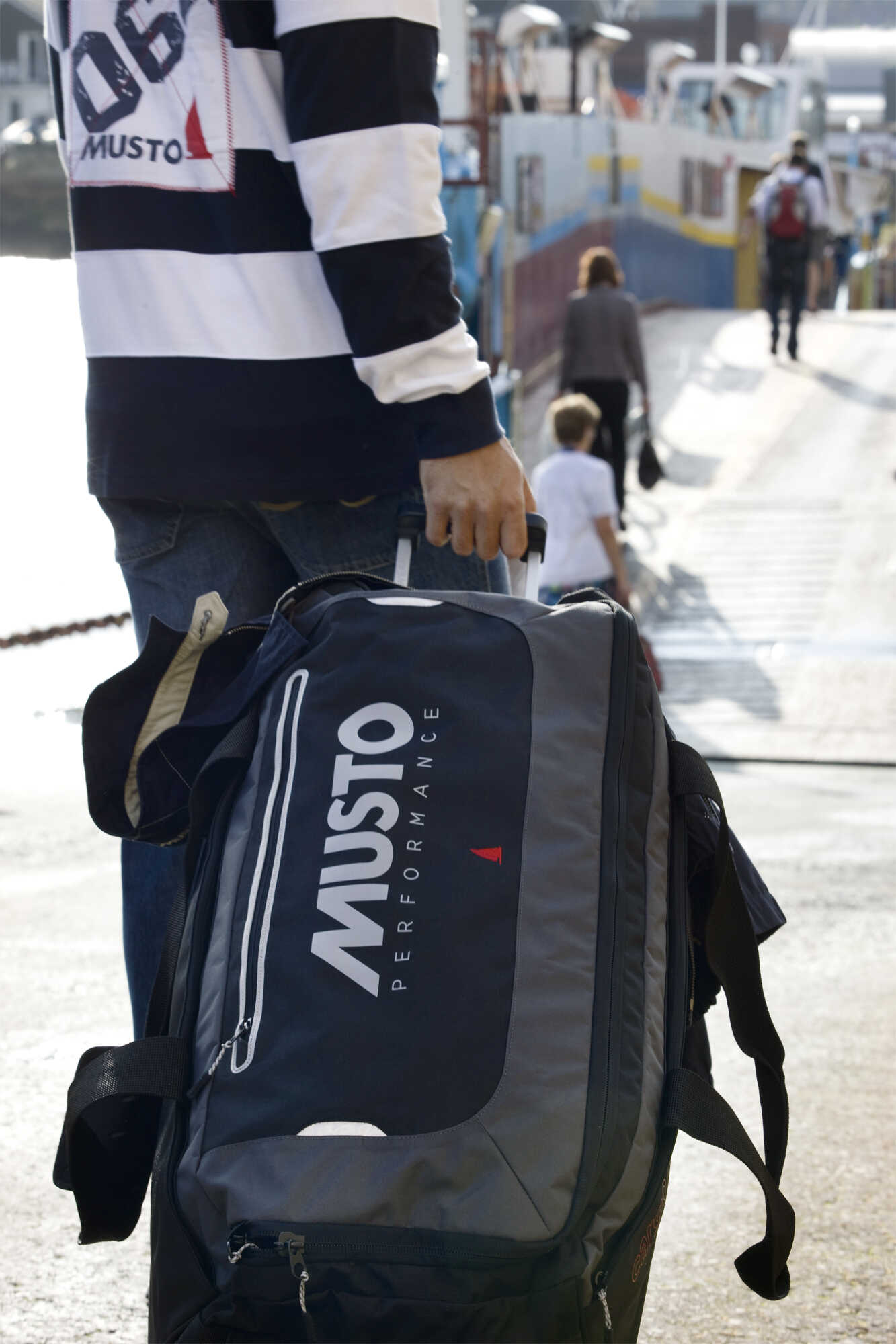 Musto Wheely Bag 75l