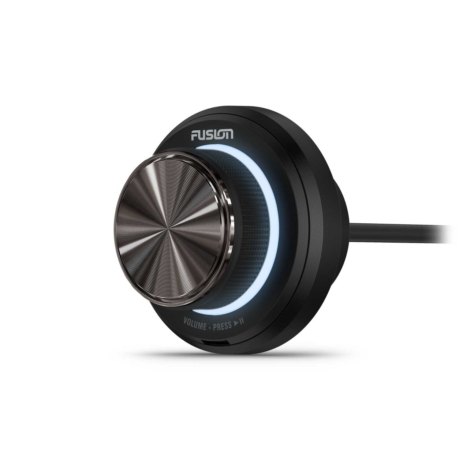 Fusion MS-NRX50 Lautstärkeregler im Einsatz zur Steuerung mehrerer Audiozonen an Bord eines Bootes