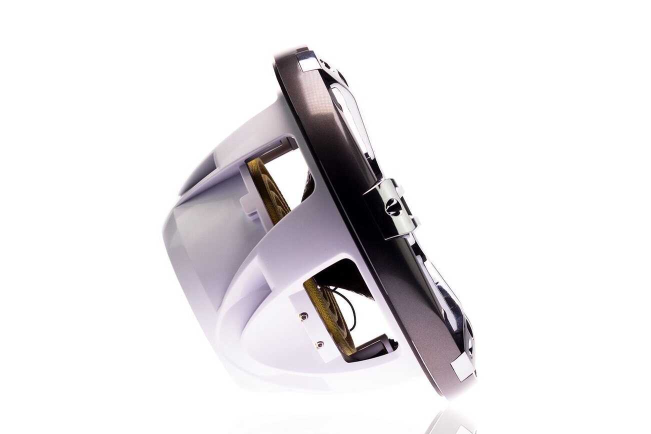 FUSION Signature Series Sports Marine Speakers FUSION Signature Series Sports Marine Speakers