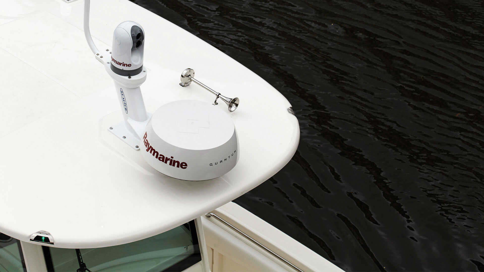 Raymarine Quantum Q24C kabellose CHIRP Radarantenne